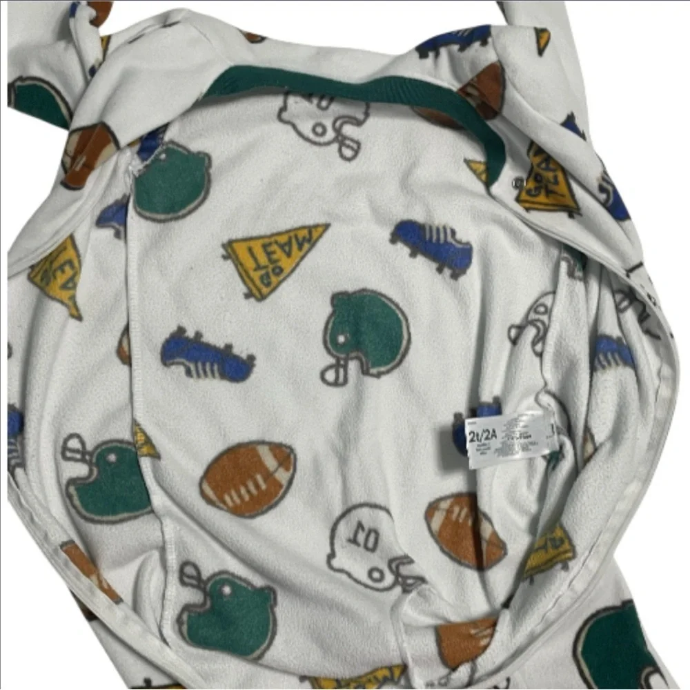 Carter's Set of 2 Boys One Piece Pajamas Football and Polar Bear/Penguin Prints
